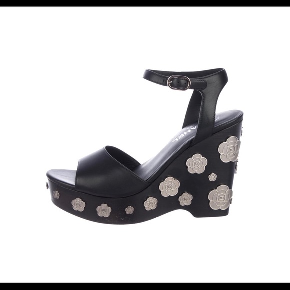 Chanel black leather  platform camellia wedges . - Picture 8 of 8